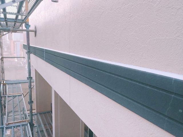 幕板のシーリング打ち増し完了